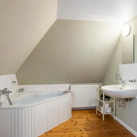 3 Bedroom Lovely In Ærøskøbing